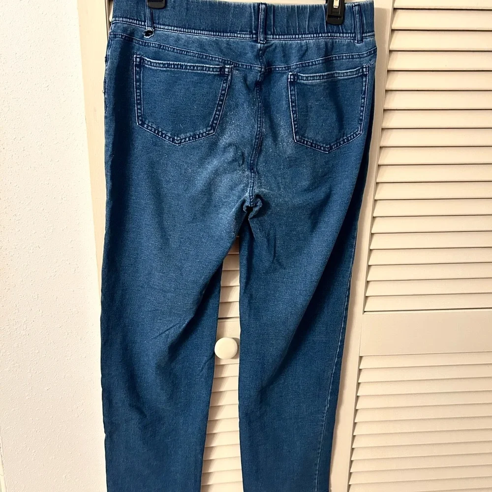 Lands' End Women's Straight Jeans in Medium Blue pull on style - Picture 3 of 3